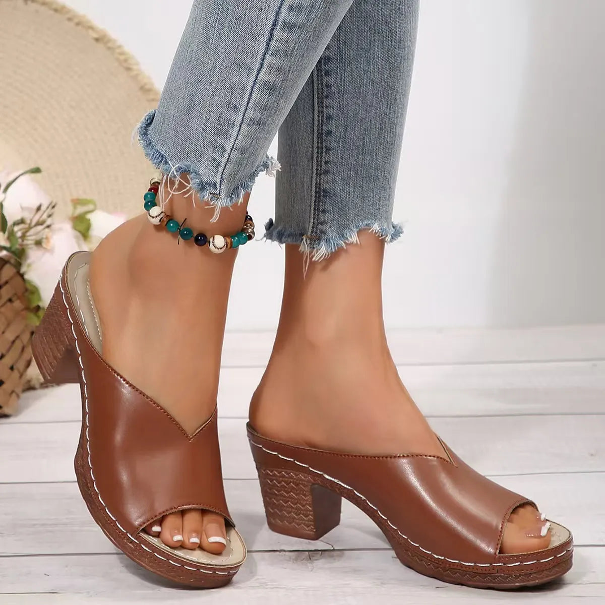 Chunk | The Ergonomic Platform Heel Sandals
