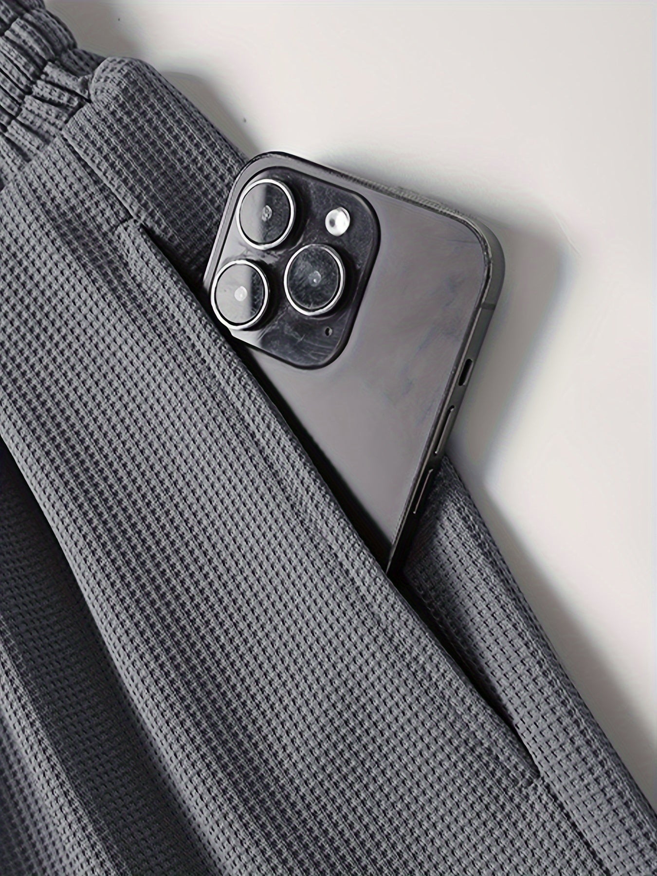 Peter | The Ultimate Weekend Essential