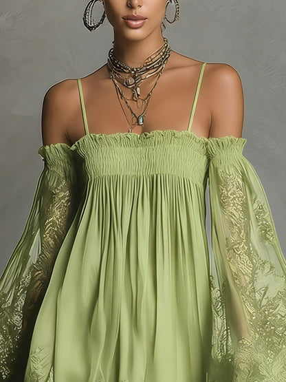 Lady | The Silhouette of Timeless Elegance
