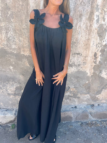 Flory | The Sculpted U-Neck Flowing Silhouette Midi