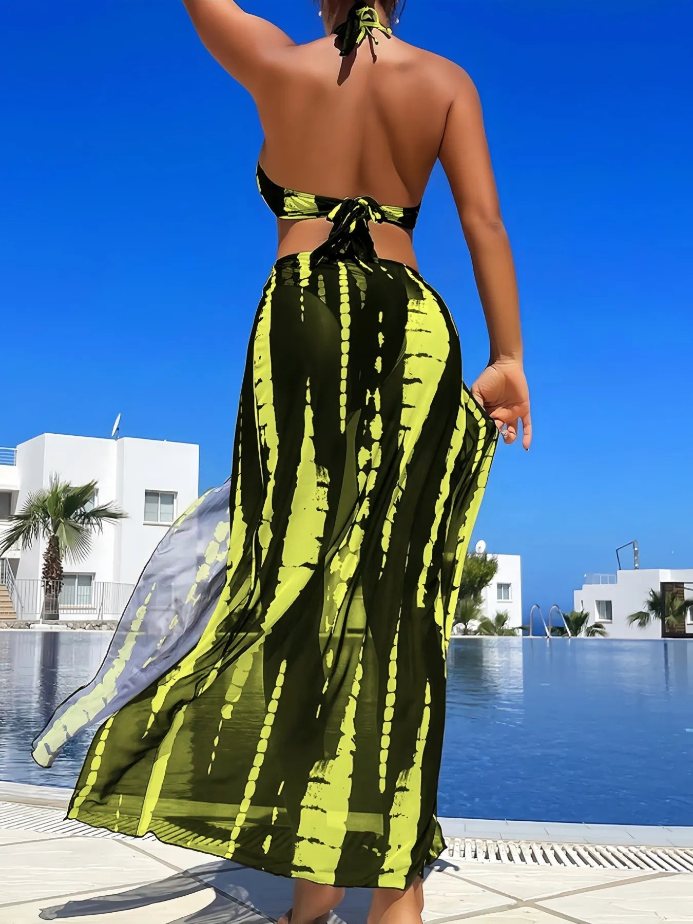 Flow | The Tri-Component Chromatic Gradient Resort Suit