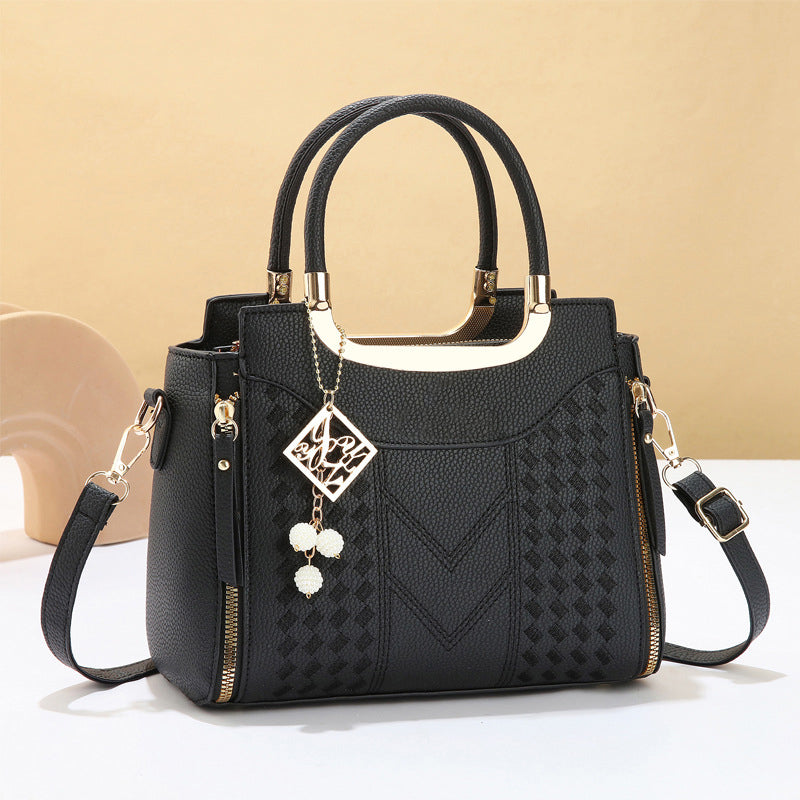 Nikki | The V-Quilted Structured Crossbody Tote