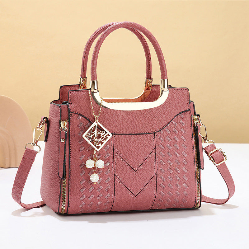 Nikki | The V-Quilted Structured Crossbody Tote