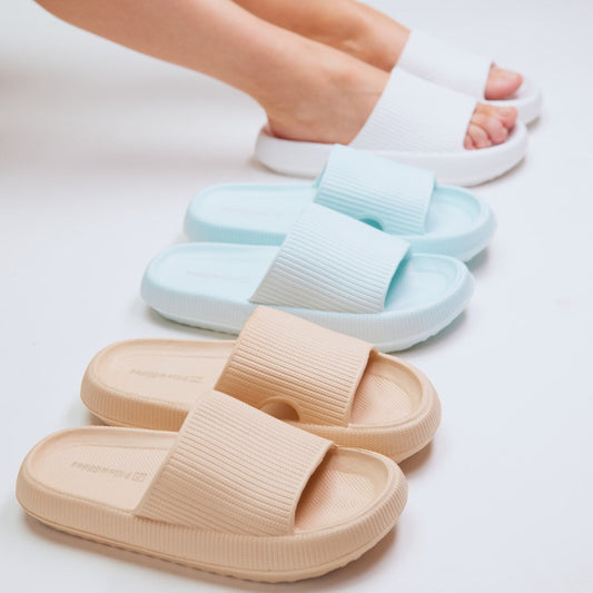 Ibiza | The Shock-Absorbing Ultra-Cushioned Cloud Slides