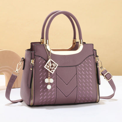 Nikki | The V-Quilted Structured Crossbody Tote