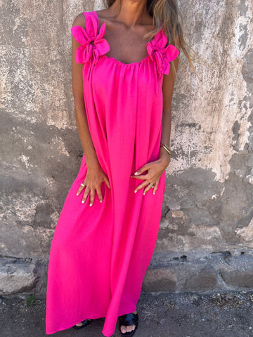 Flory | The Sculpted U-Neck Flowing Silhouette Midi