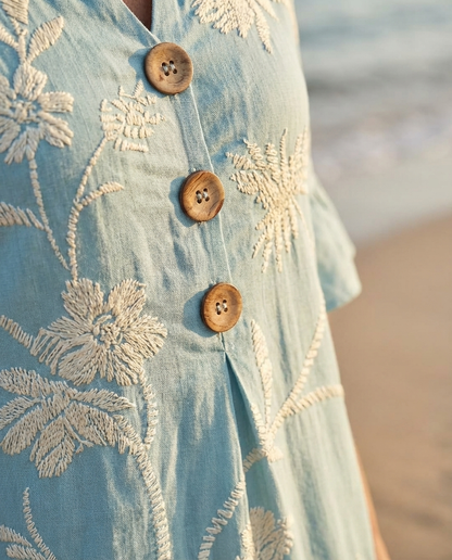 Lena | The Essence of Effortless Bloom