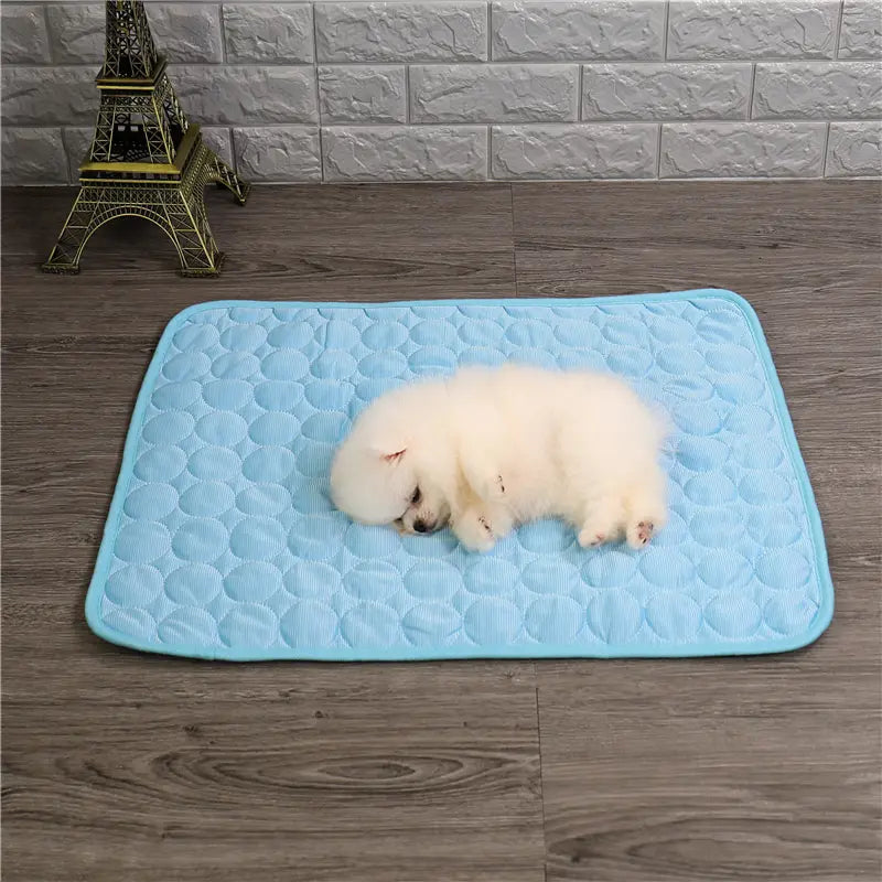 Jasper | The High-Tech Tri-Layer Thermo-Regulating Cooling Mat