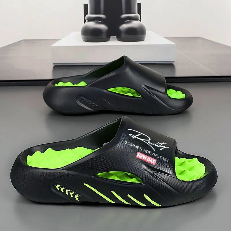 Casy | The Lightweight Dual-Tone Cushion Cloud Slide