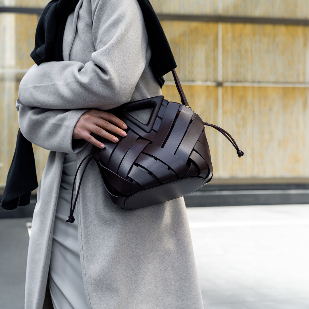 Elara | The Sculpted Intricate-Weave Origami Handbag