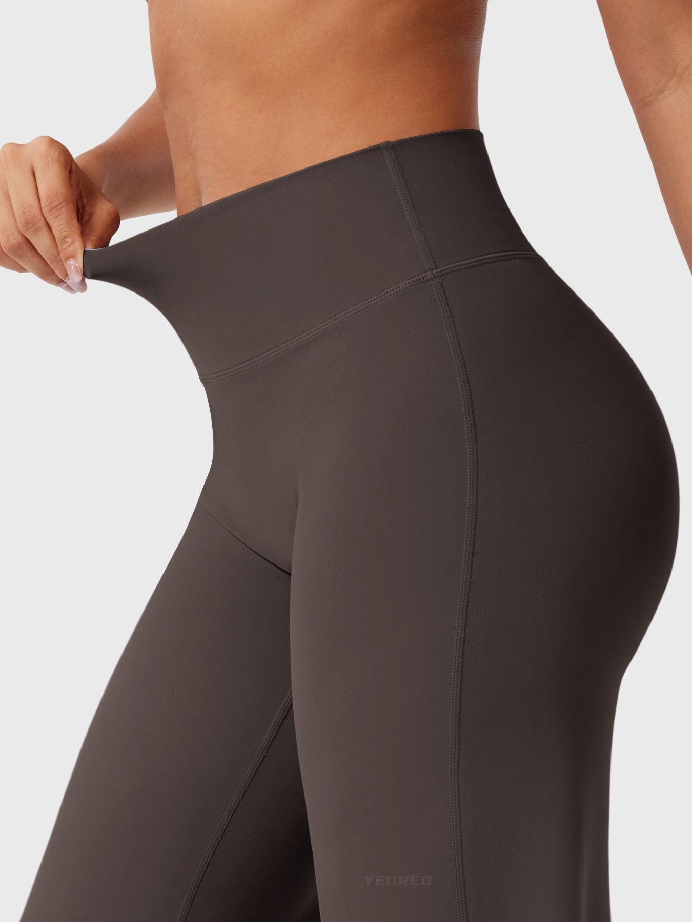 Yeoreo | The High-Waist Seamless-Front Straight-Leg Leggings