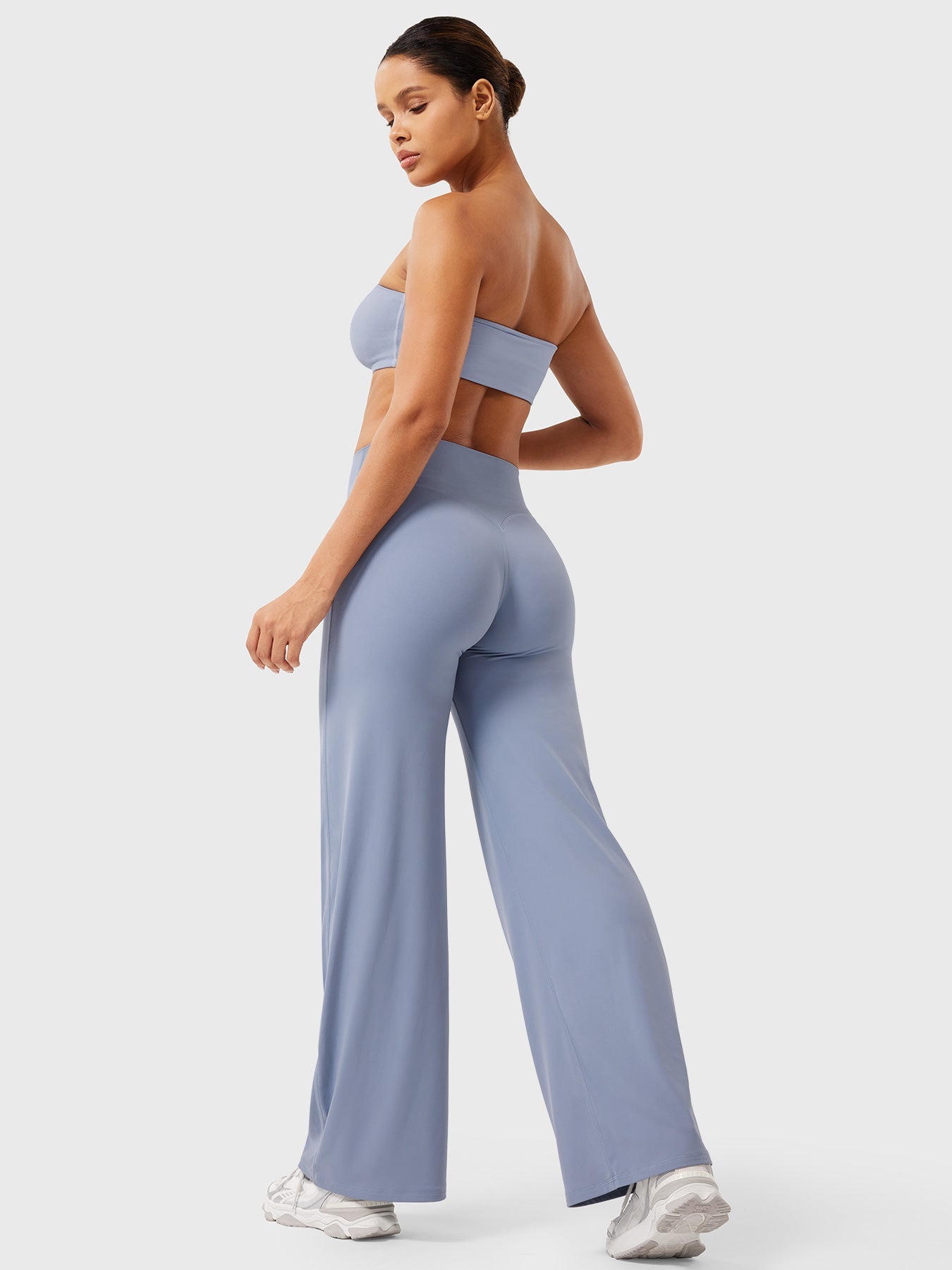 Yeoreo | The High-Waist Seamless-Front Straight-Leg Leggings