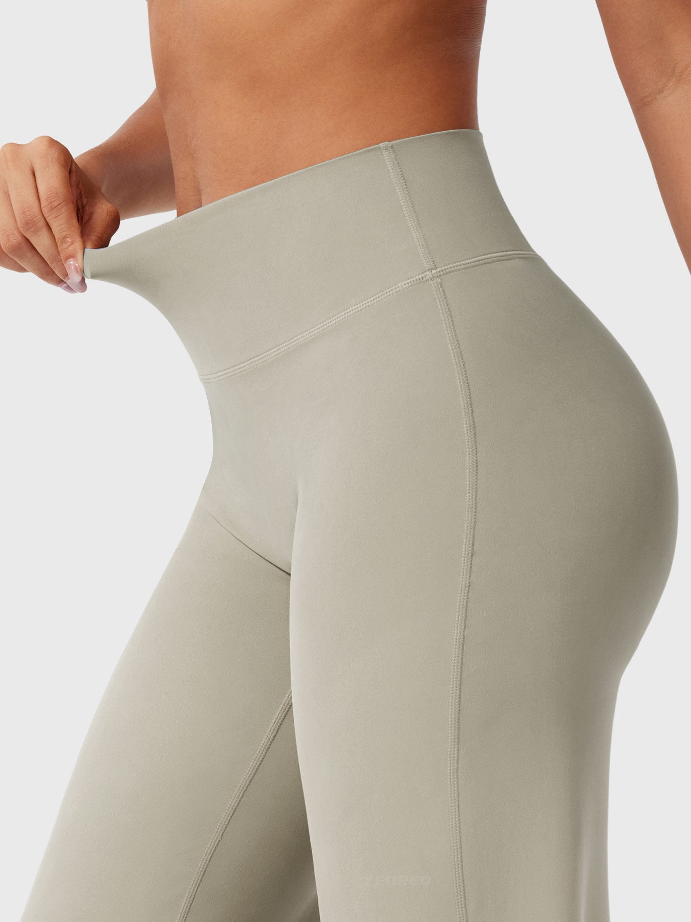 Yeoreo | The High-Waist Seamless-Front Straight-Leg Leggings